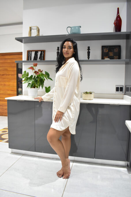 Milk Satin Winter boyfriend shirt - Image 2